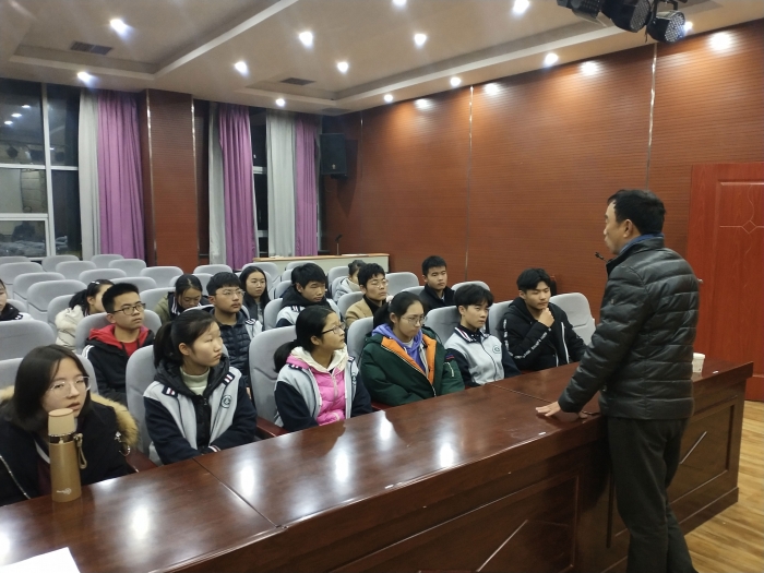 黄陂六中一周校情回顾2018.12.17-23