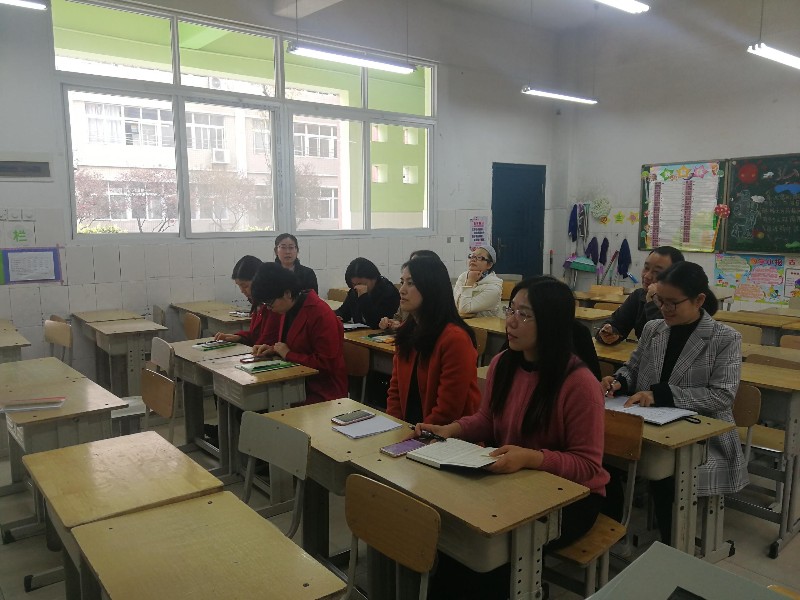 1554090287664941.jpg 英语社团.jpg
