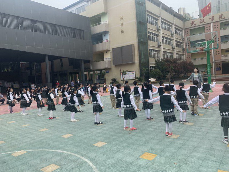 1556519182720826.jpg 104体育课_调整大小.jpg