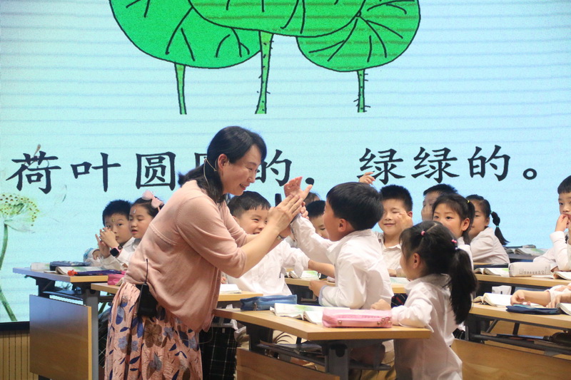 1556519216475640.jpg 105语文_调整大小.jpg