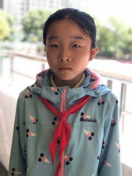 1558675351537848.jpg 604班赵若涵_调整大小.jpg